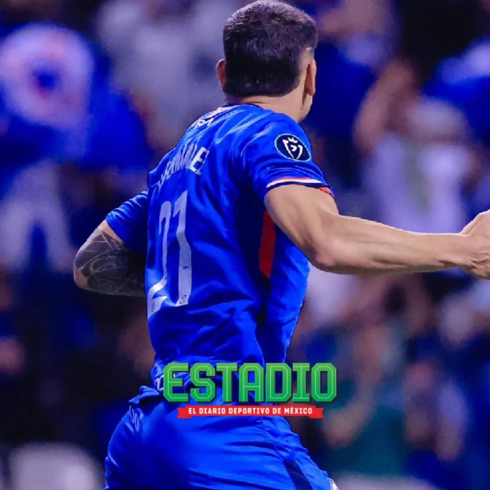 ¿Se va de La Noria? La renovación del ‘Toro’ Fernández con Cruz Azul sigue congelada