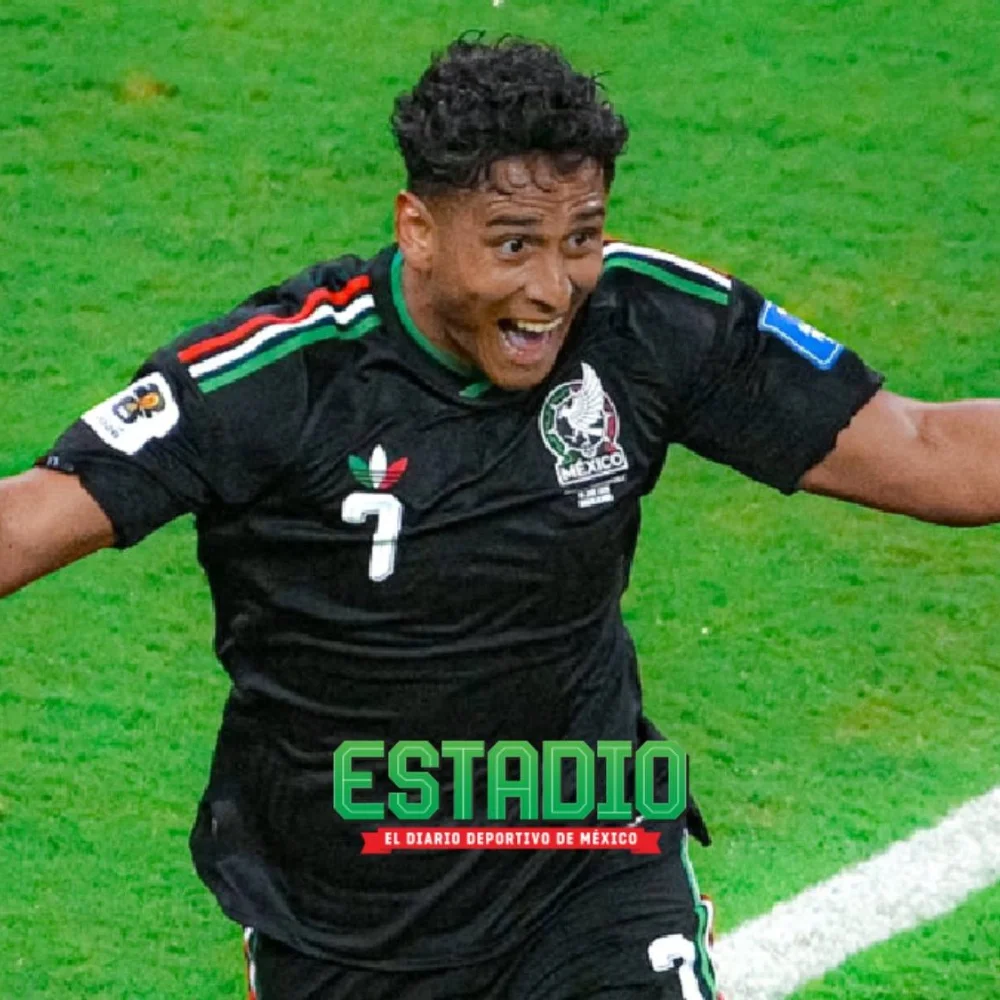 De villano a héroe: Luis Romo calla las críticas en redes con el gol del triunfo ante Corea del Sur