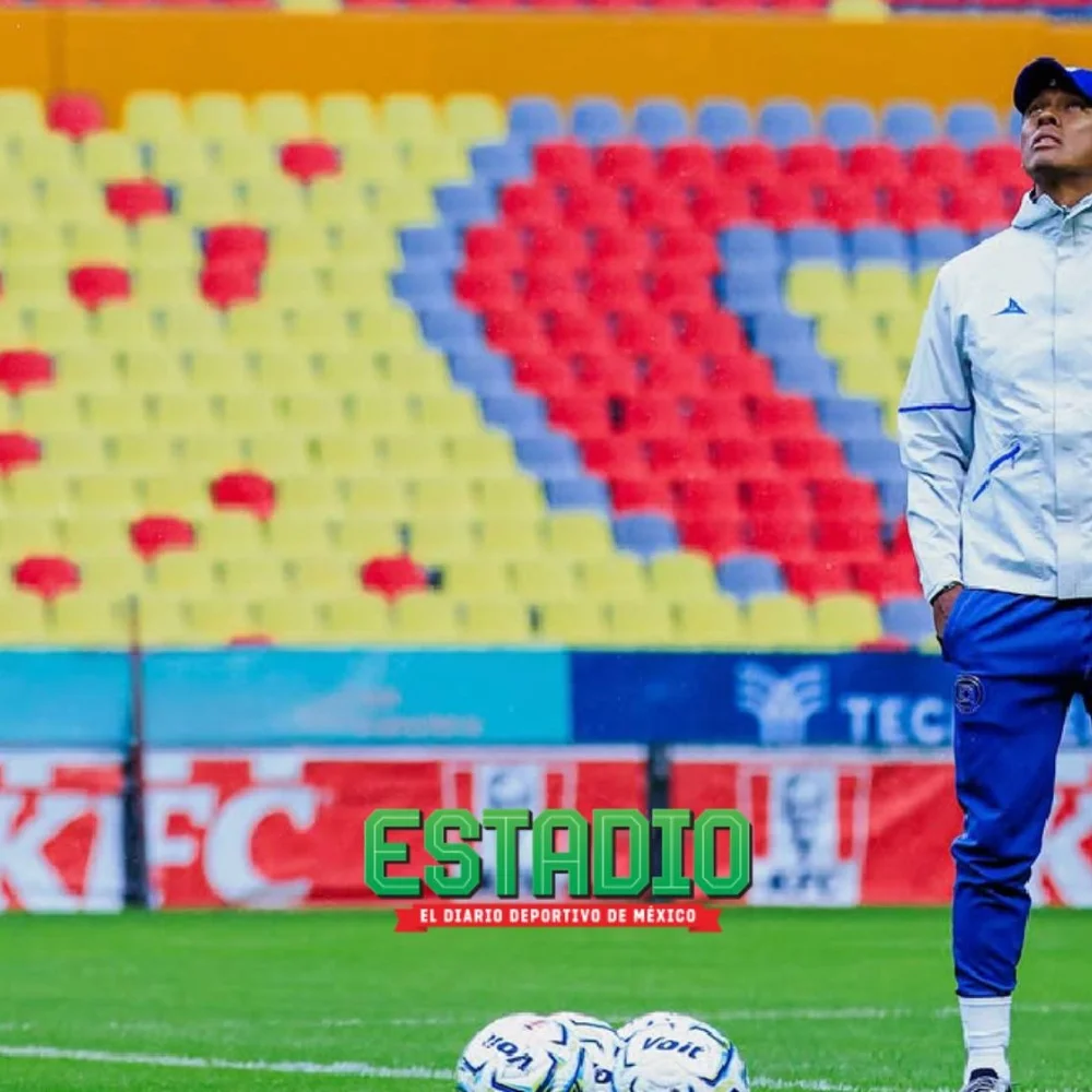 ¡Renovado! Joel Huiqui, técnico de Cruz Azul, por los próximos dos años