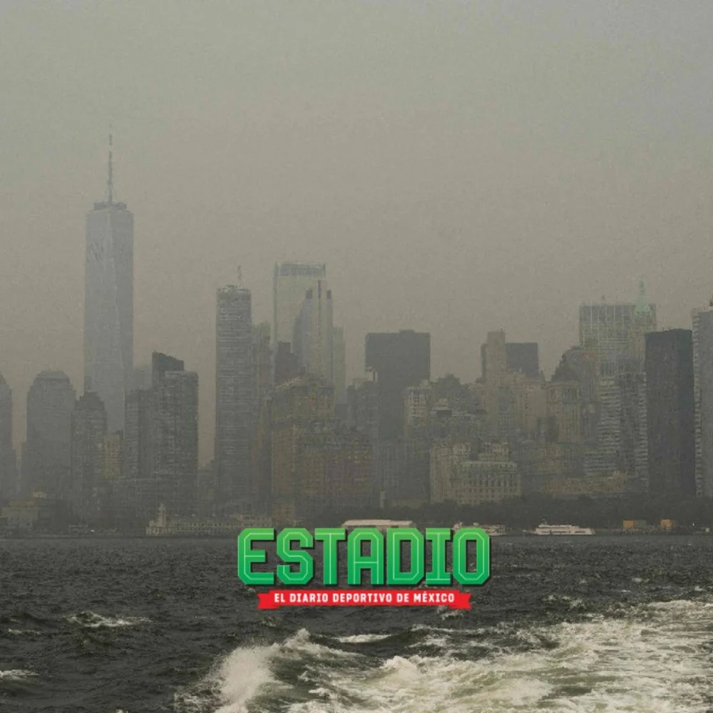 El humo de más de 100 incendios en Canadá asfixia a Nueva York y enciende las alarmas de salud