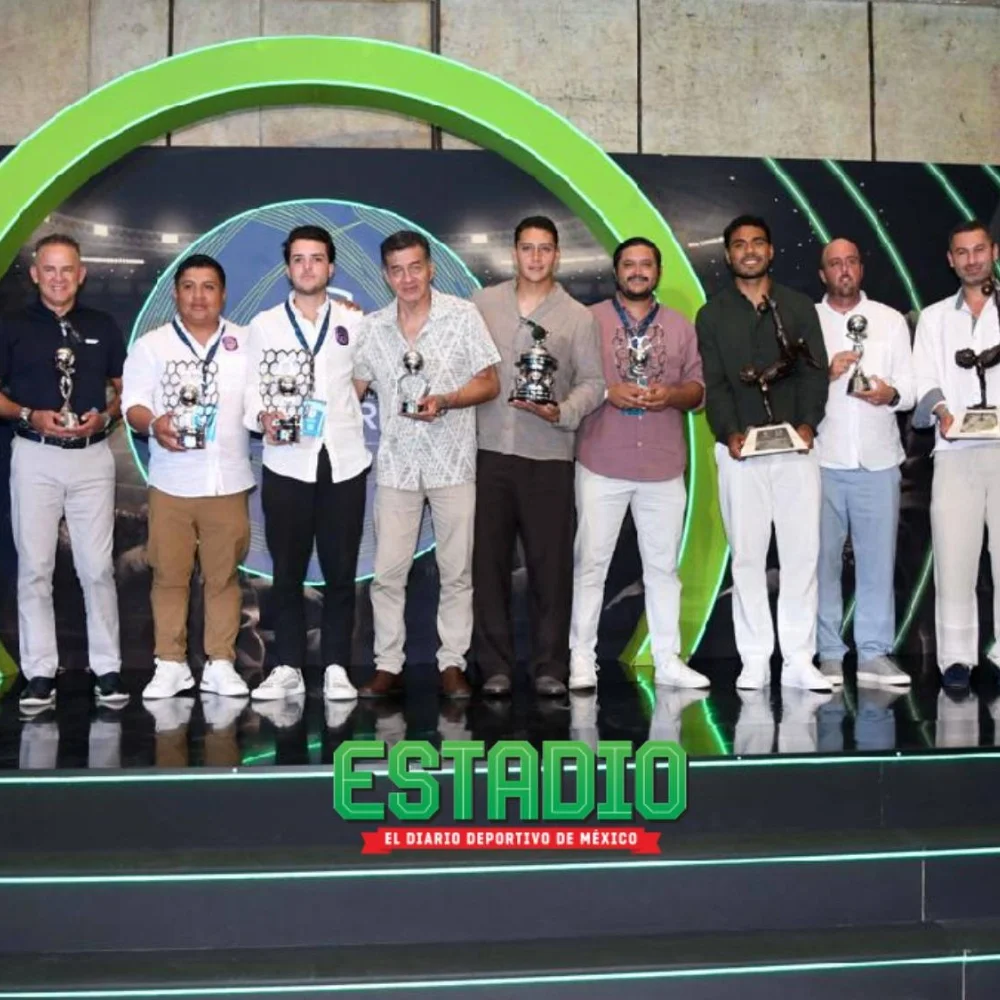 Premiación de Liga Premier también marca el inicio de la reestructuración rumbo al ascenso