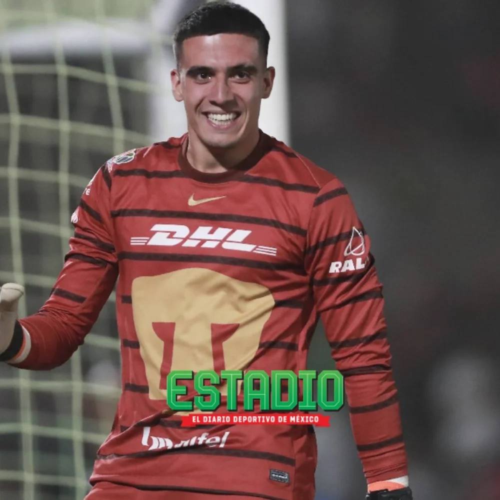 Portero mexicano le hace sombra a Unai Simón, campeón del mundo con España