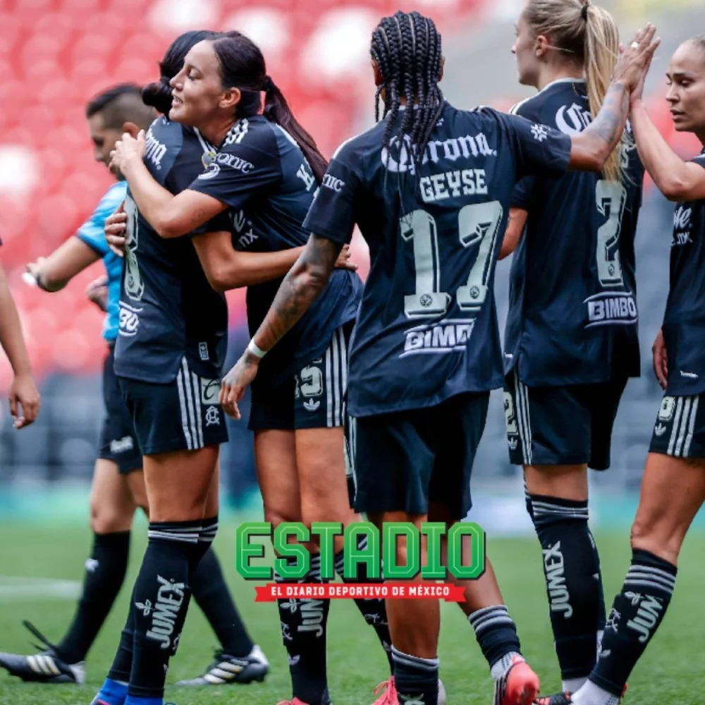 América Femenil aplasta a Cruz Azul en su regreso al Estadio Azteca
