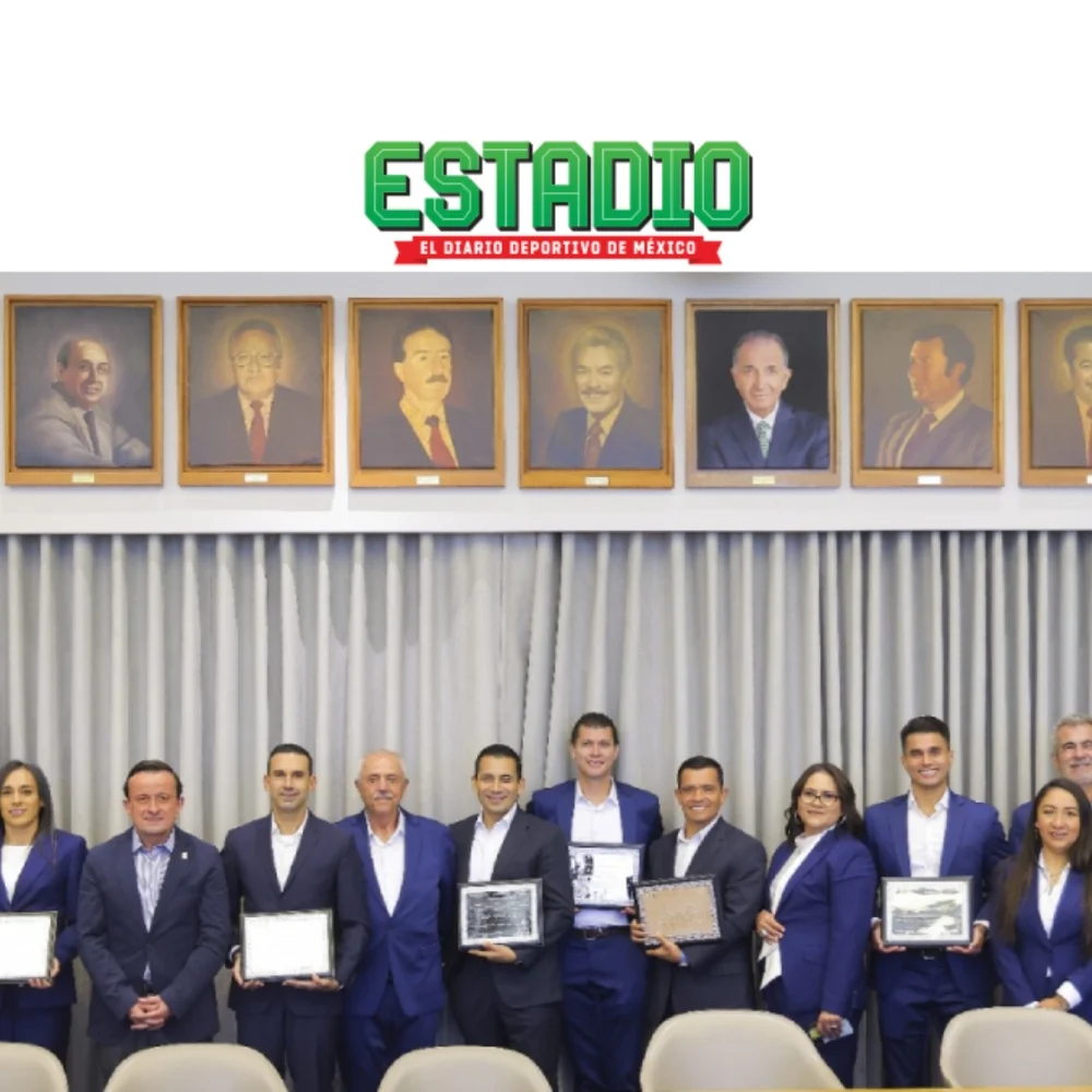 FMF reconoce a los siete árbitros mexicanos que hicieron historia en 2026