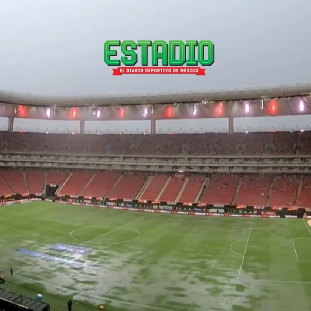 ¡Partido suspendido momentáneamente! Chivas vs Xolos se retrasa por la lluvia
