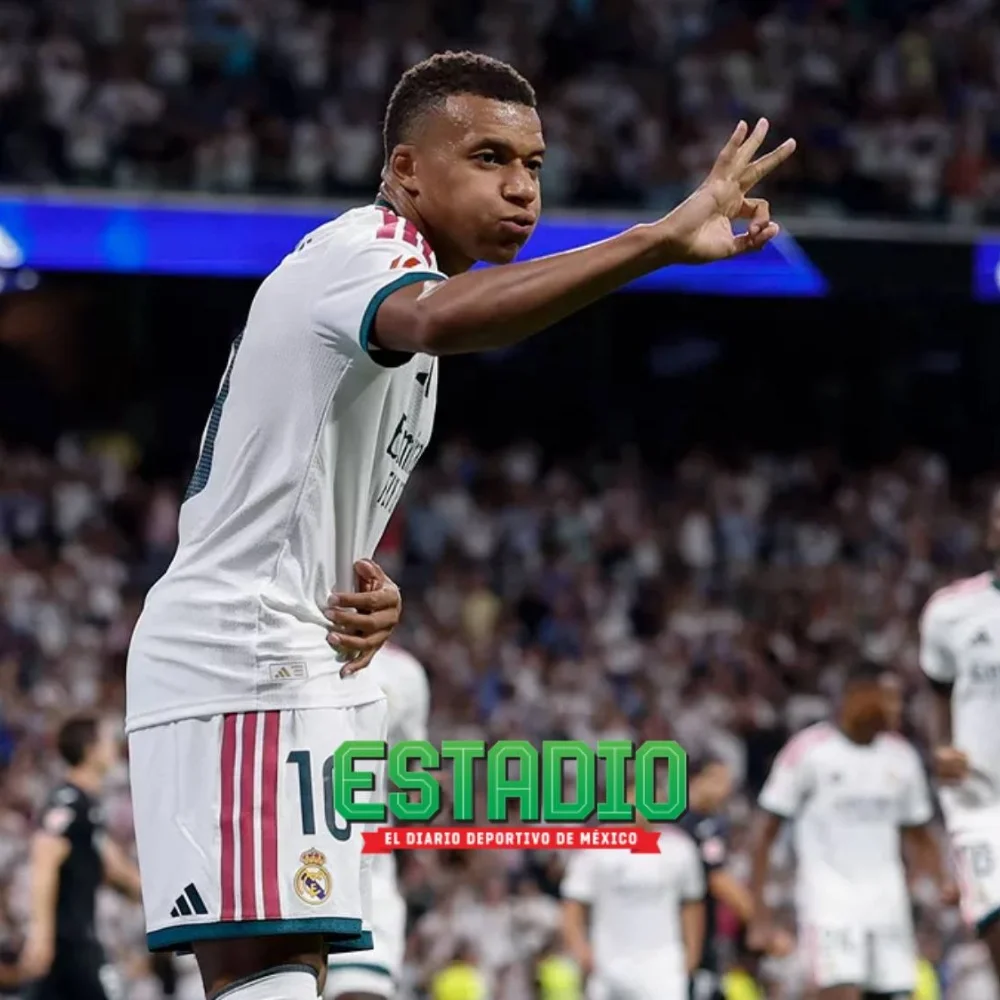 Kylian Mbappé se luce en la presentación del Real Madrid de José Mourinho en el Bernabéu