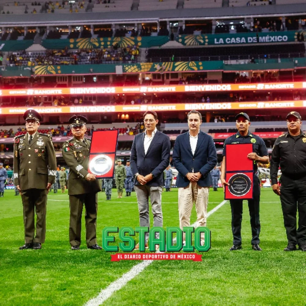 Reciben reconocimiento Fuerzas Armadas y Policía de la Ciudad de México por su trabajo en el Mundial 2026